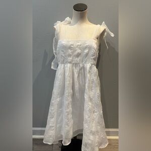 Day + Moon White Babydoll Tiered Bow Tied Straps Mini Dress party wedding L NWT